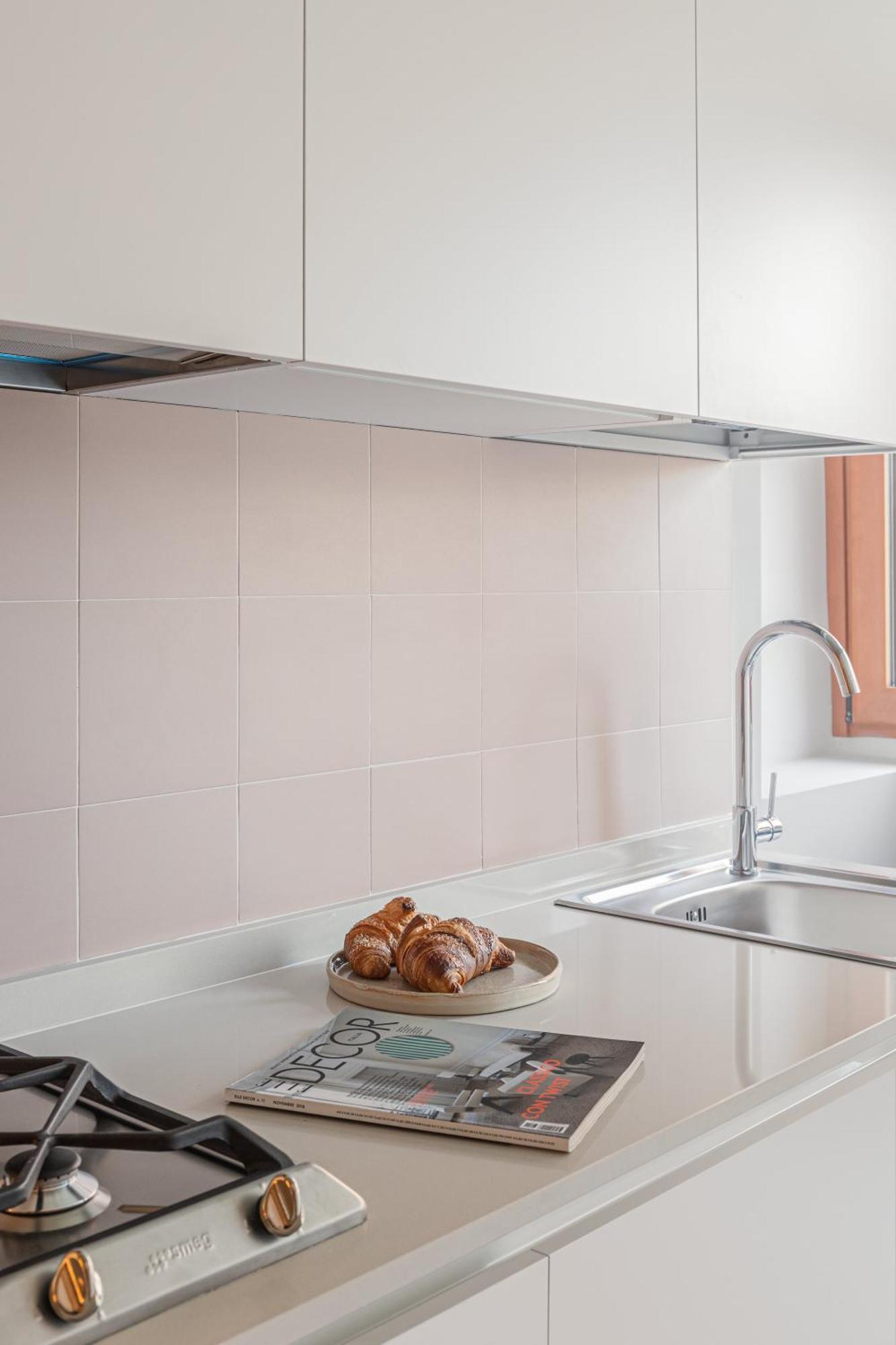 4Bnb - Suites Del Gallo Rome Exterior photo